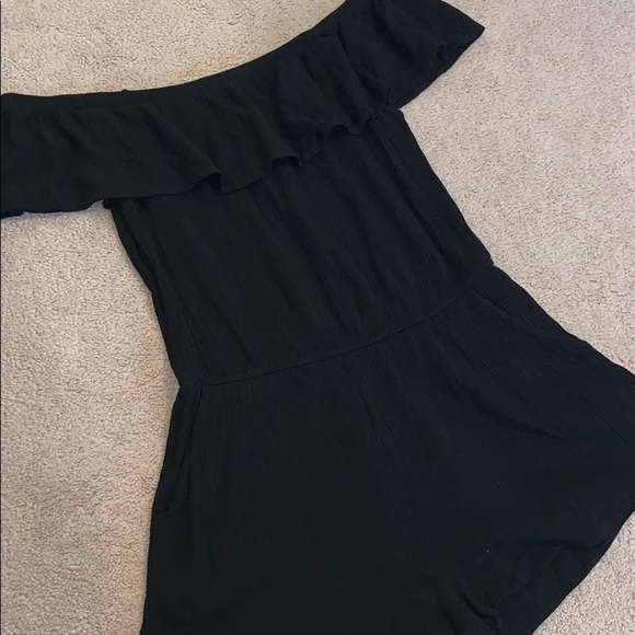 Off-Shoulder Romper - Picture 1 of 3